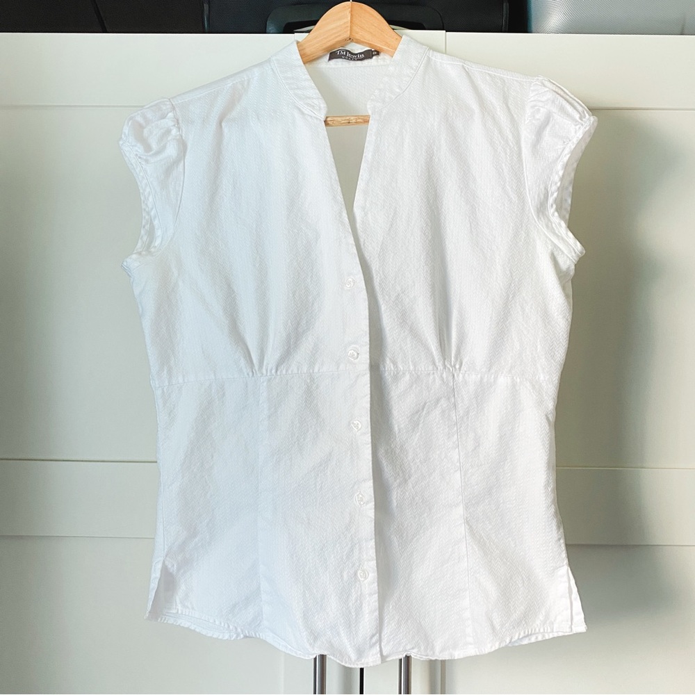 T.M. Lewin Short Sleeved Button Down Dress Shirt